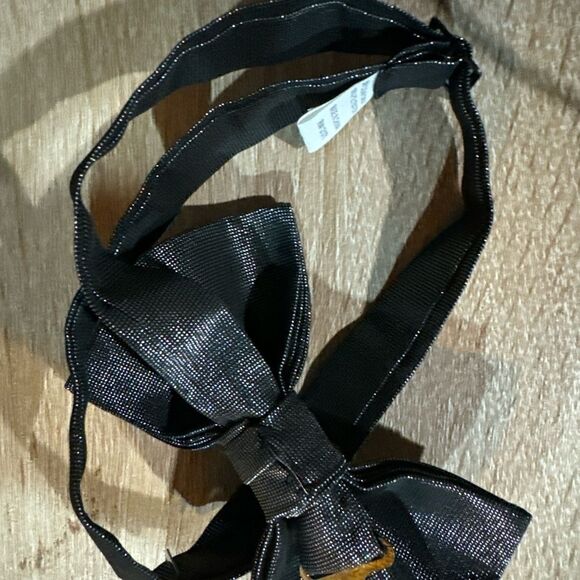 Men's Silver Color Adjustable Pre-Tied Bow Tie - Picture 2 of 3